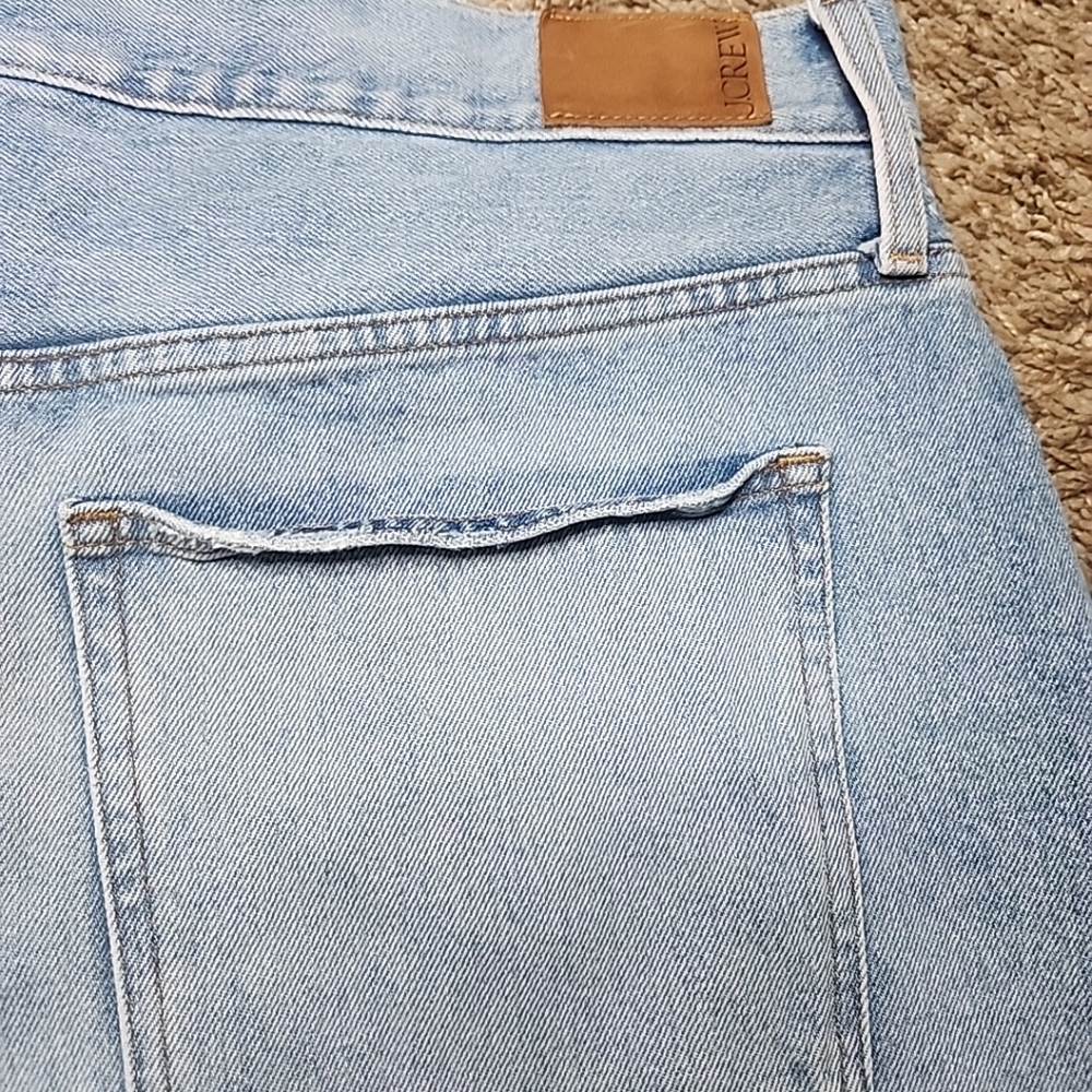 J. Crew Relaxed Denim Short 33 Baxter Wash Cut Off Raw Hem J.Crew Jean - Picture 11 of 11